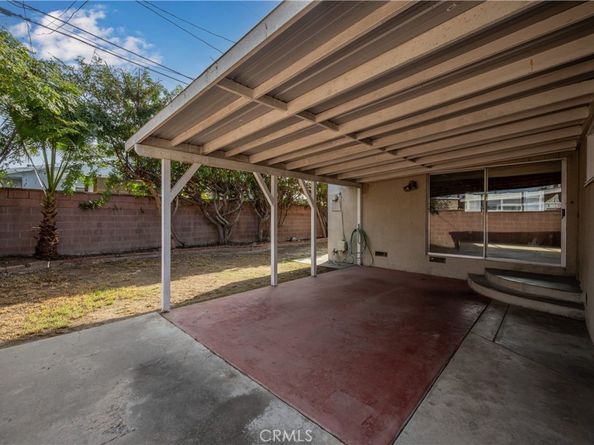 3360 Kallin Avenue, Long Beach CA 90808