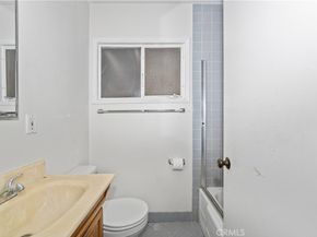 3360 Kallin Avenue, Long Beach CA 90808