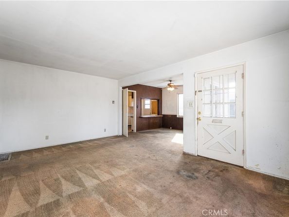 3360 Kallin Avenue, Long Beach CA 90808