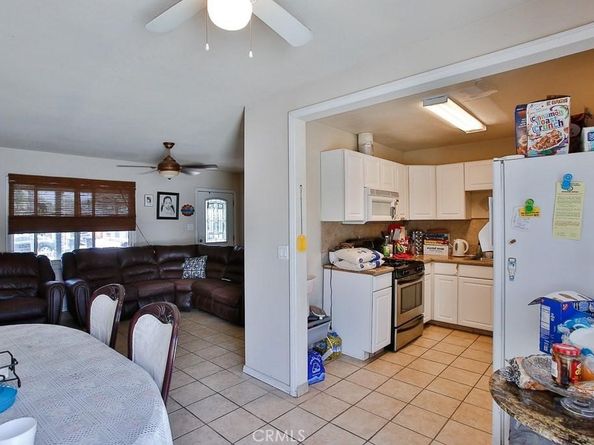 2302 W La Verne Avenue, Santa Ana CA 92704