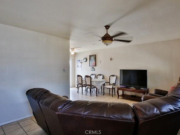 2302 W La Verne Avenue, Santa Ana CA 92704