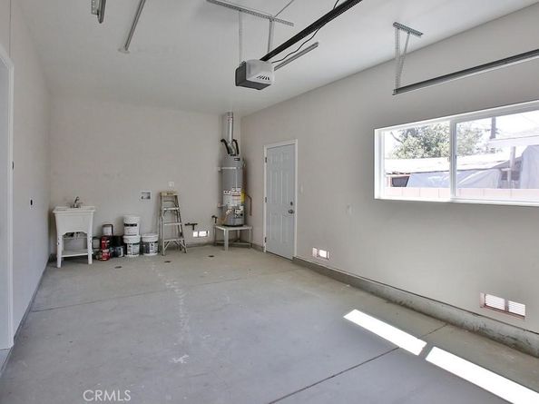 2302 W La Verne Avenue, Santa Ana CA 92704