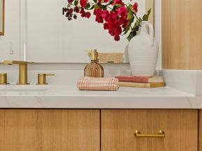 334 Gladys Avenue 305, Long Beach CA 90814