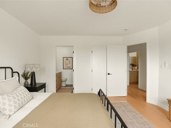 334 Gladys Avenue 305, Long Beach CA 90814