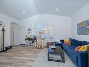 19431 Rue De Valore 37A, Lake Forest CA 92610