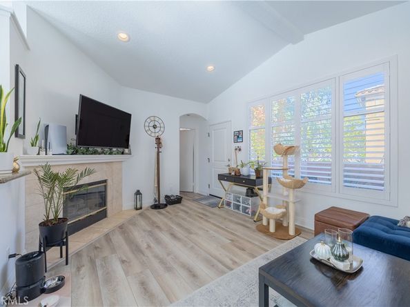 19431 Rue De Valore 37A, Lake Forest CA 92610