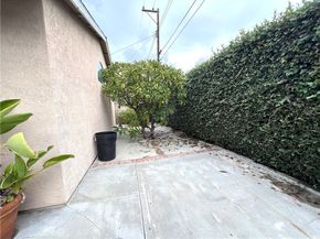 7260 Thunderbird Ln, Stanton CA 90680