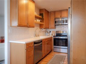 1187 E 3rd Street 209, Long Beach CA 90802