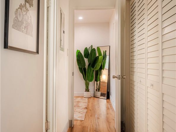 1187 E 3rd Street 209, Long Beach CA 90802