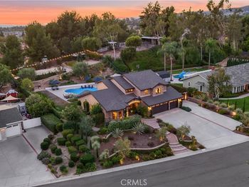 5505 Calle Vista Linda