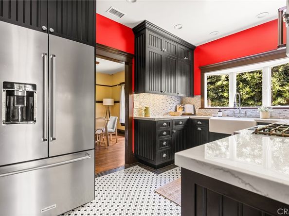 313 E Palmyra, Orange CA 92866
