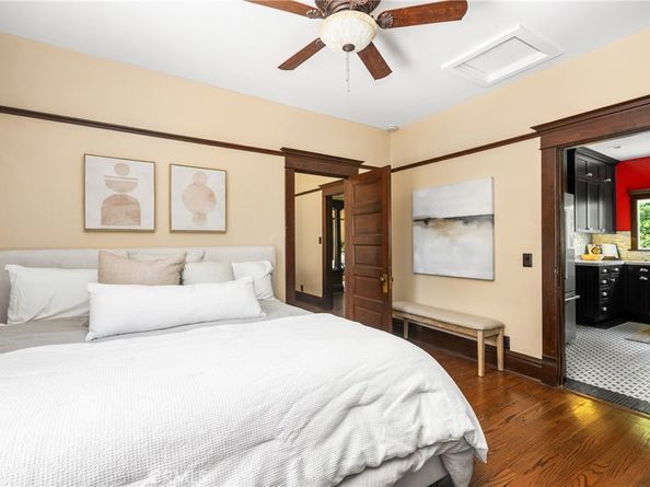 313 E Palmyra, Orange CA 92866