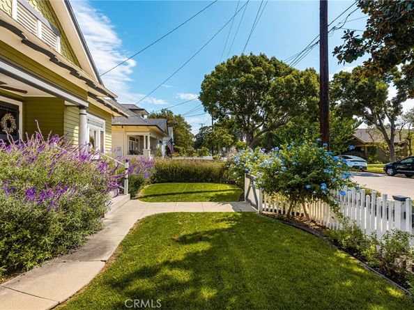 313 E Palmyra, Orange CA 92866