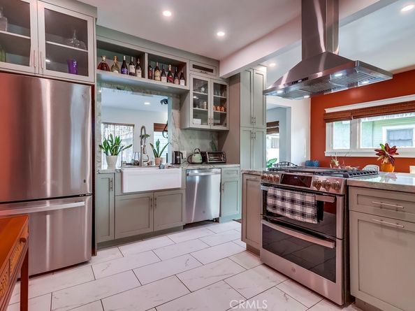 456 Cherry Avenue, Long Beach CA 90802