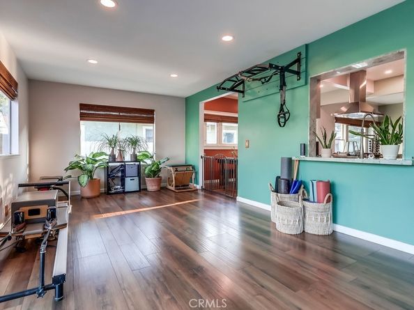 456 Cherry Avenue, Long Beach CA 90802