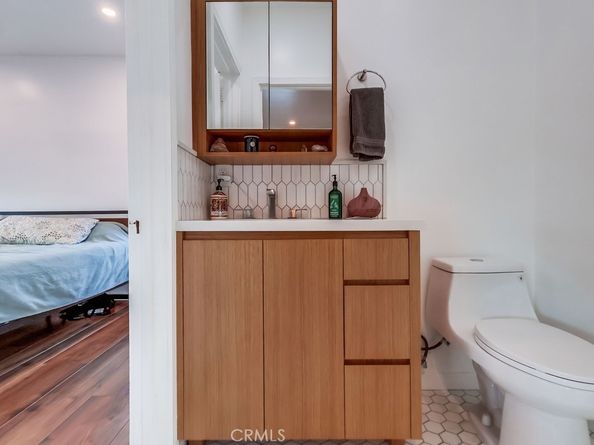 456 Cherry Avenue, Long Beach CA 90802