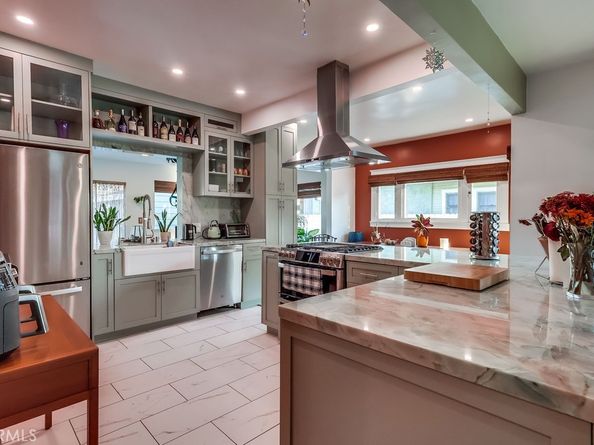 456 Cherry Avenue, Long Beach CA 90802