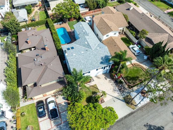 3640 Pine Avenue, Long Beach CA 90807