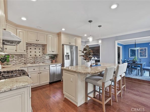 3640 Pine Avenue, Long Beach CA 90807