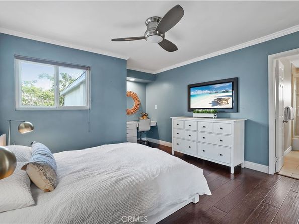 3640 Pine Avenue, Long Beach CA 90807