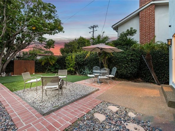 3640 Pine Avenue, Long Beach CA 90807