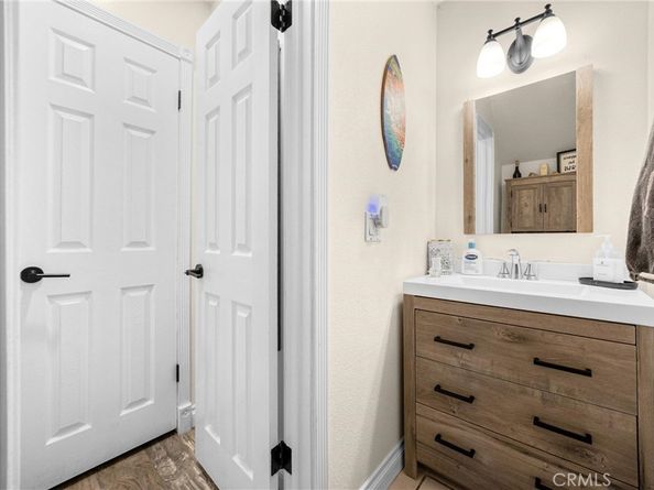 19901 Burnley Lane, Huntington Beach CA 92646