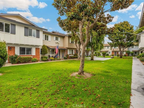 19901 Burnley Lane, Huntington Beach CA 92646