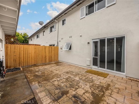 19901 Burnley Lane, Huntington Beach CA 92646