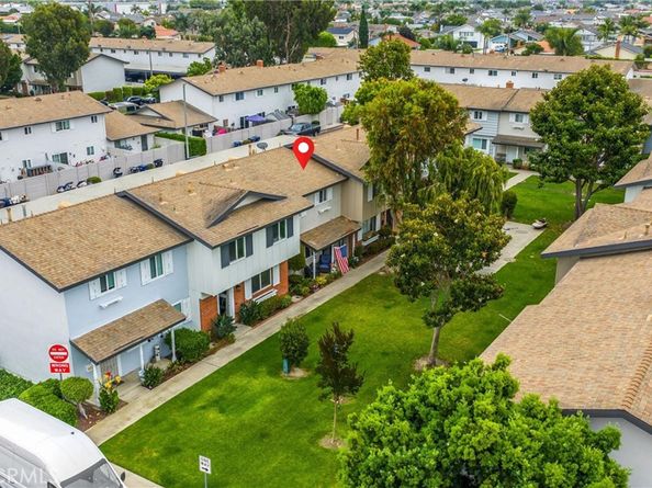 19901 Burnley Lane, Huntington Beach CA 92646