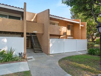 1001 W Macarthur Boulevard