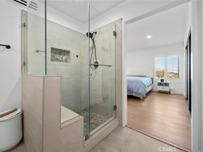 1041 S Falling Leaf Circle, Anaheim Hills CA 92807