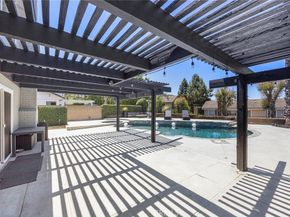 1041 S Falling Leaf Circle, Anaheim Hills CA 92807