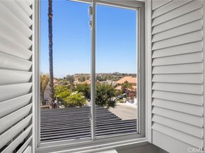 1041 S Falling Leaf Circle, Anaheim Hills CA 92807