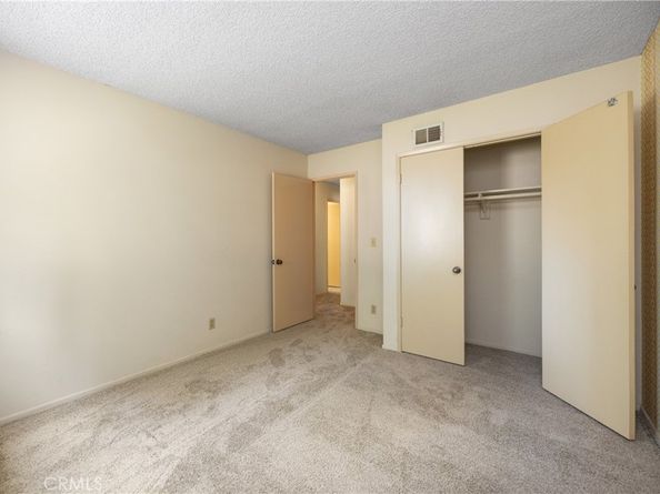 2301 N Lyon Street, Santa Ana CA 92705
