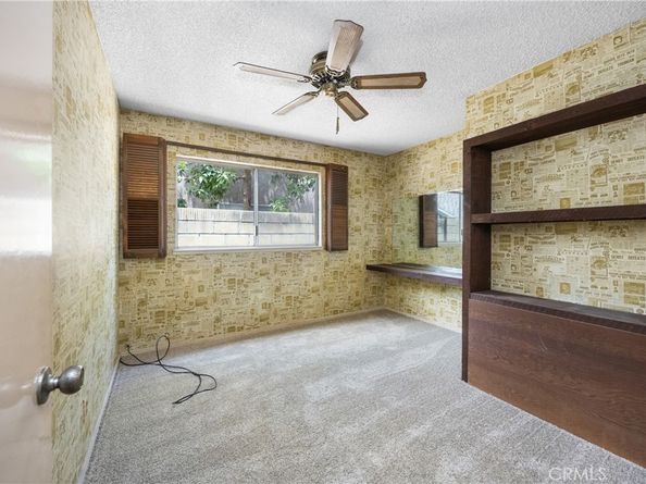 2301 N Lyon Street, Santa Ana CA 92705