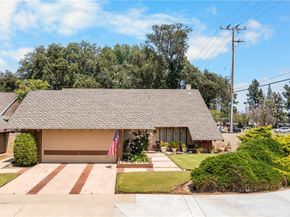 2301 N Lyon Street, Santa Ana CA 92705