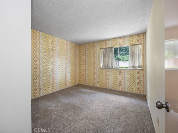 2301 N Lyon Street, Santa Ana CA 92705