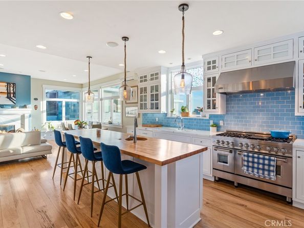 11 67th Place, Long Beach CA 90803