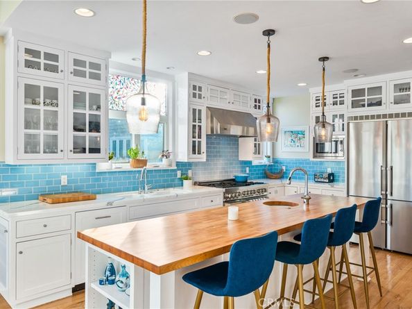 11 67th Place, Long Beach CA 90803
