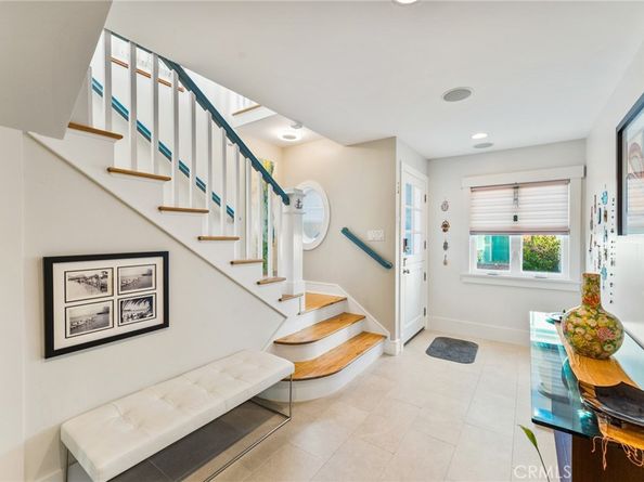 11 67th Place, Long Beach CA 90803