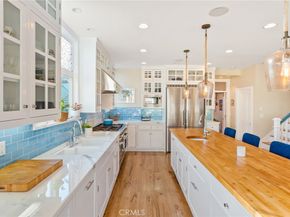 11 67th Place, Long Beach CA 90803