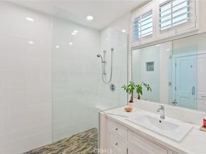 11 67th Place, Long Beach CA 90803