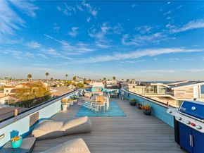 11 67th Place, Long Beach CA 90803