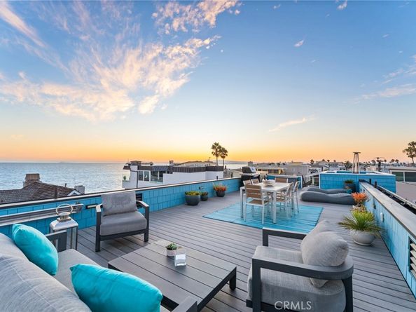 11 67th Place, Long Beach CA 90803