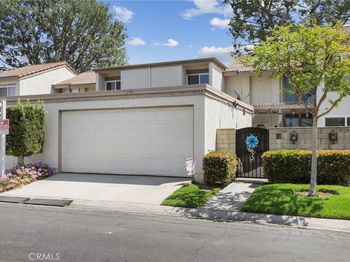 5548 East Vista Del Este