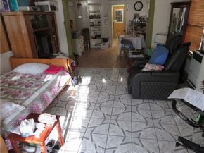 3830 S Figueroa Street, Los Angeles CA 90037