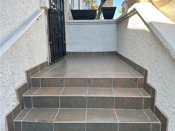 7515 S Vermont Avenue, Los Angeles CA 90044