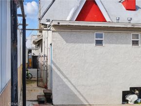 7515 S Vermont Avenue, Los Angeles CA 90044