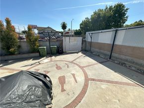 7515 S Vermont Avenue, Los Angeles CA 90044