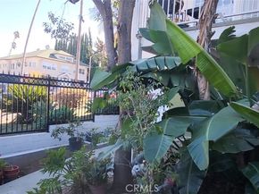 1121 5th Avenue, Los Angeles CA 90019